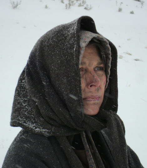 18/26 Dianne braving the snow, wind, and freezing temperatures