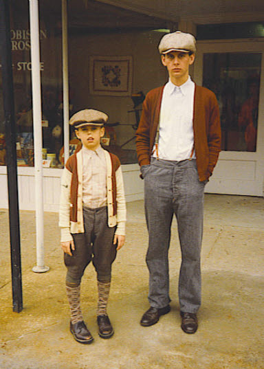 21/26 (L-R) Joseph Enslen and Joshua Enslen in the Grass Harp