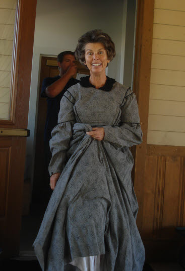 9/26 Dianne leaving a meeting
